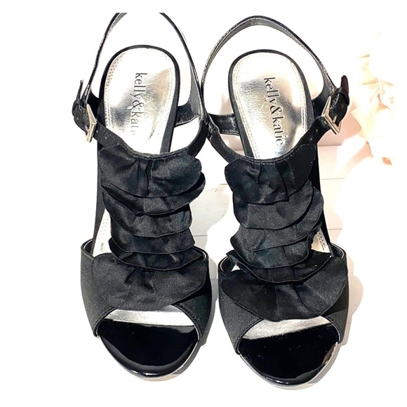 Kelly&katie Ruffle Front Heels. - Picture 1 of 7